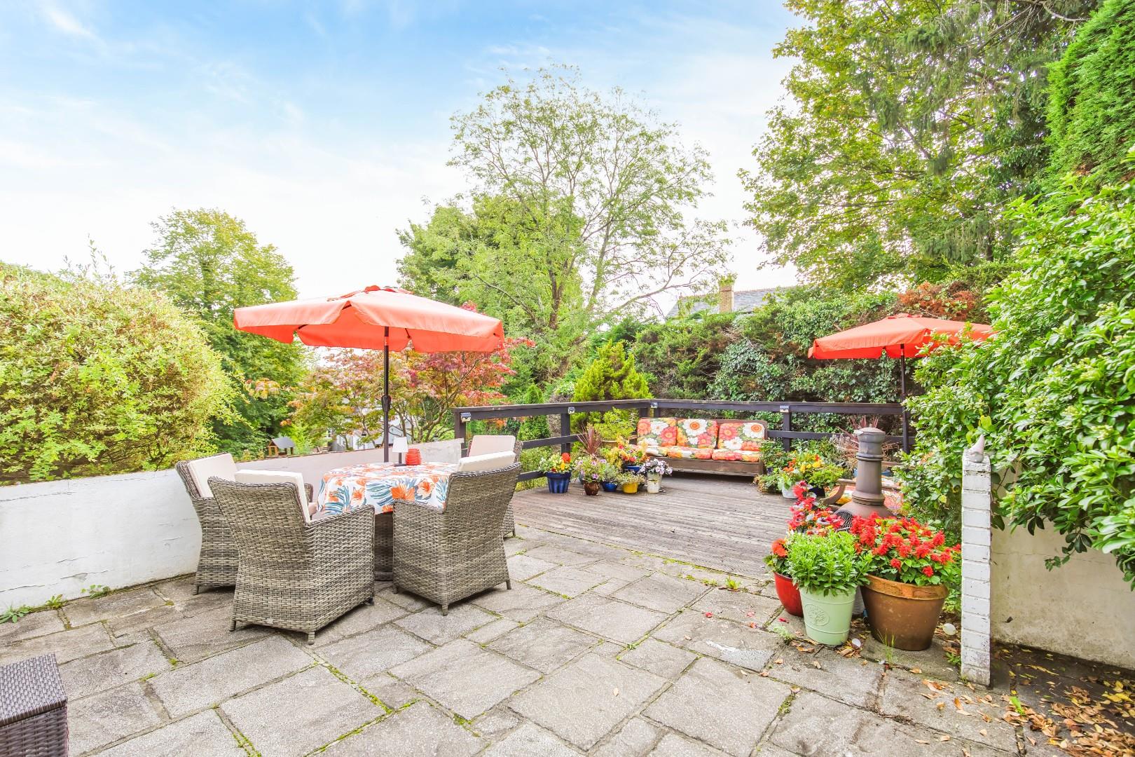 White Lodge, Mill Road, Dinas Powys, CF64 4BT